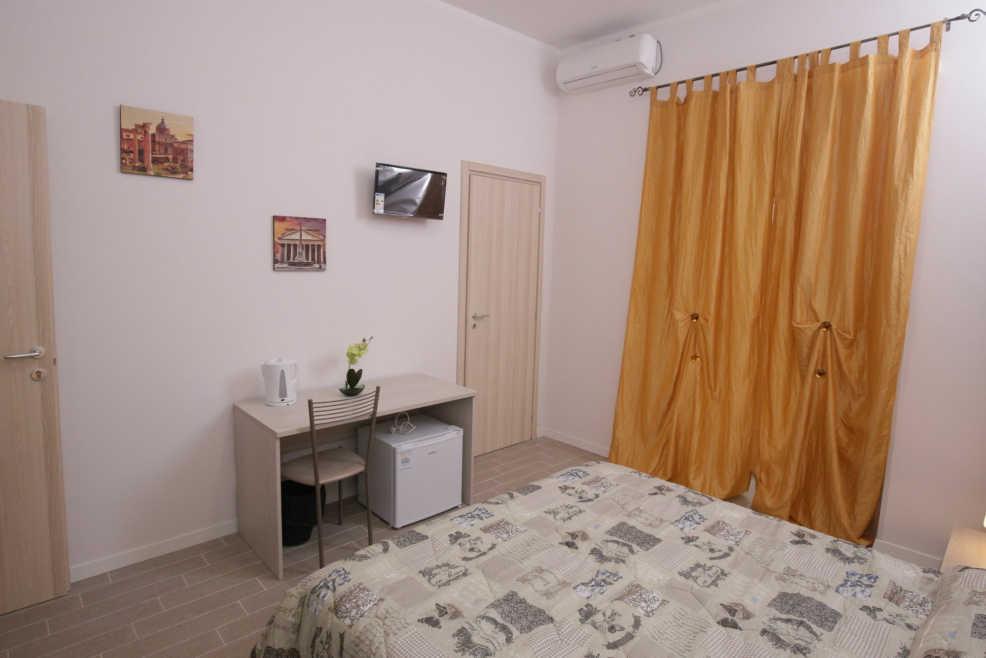 Rooms Monteverde ローマ エクステリア 写真