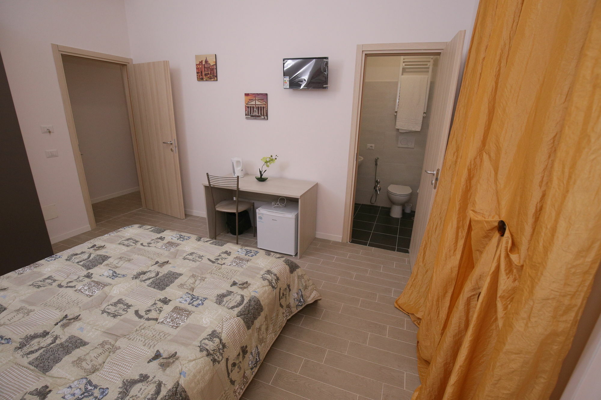 Rooms Monteverde ローマ エクステリア 写真